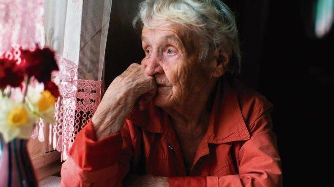 Puerta a puerta: atención domiciliaria para nuestros mayores afectados por enfermedades reumáticas