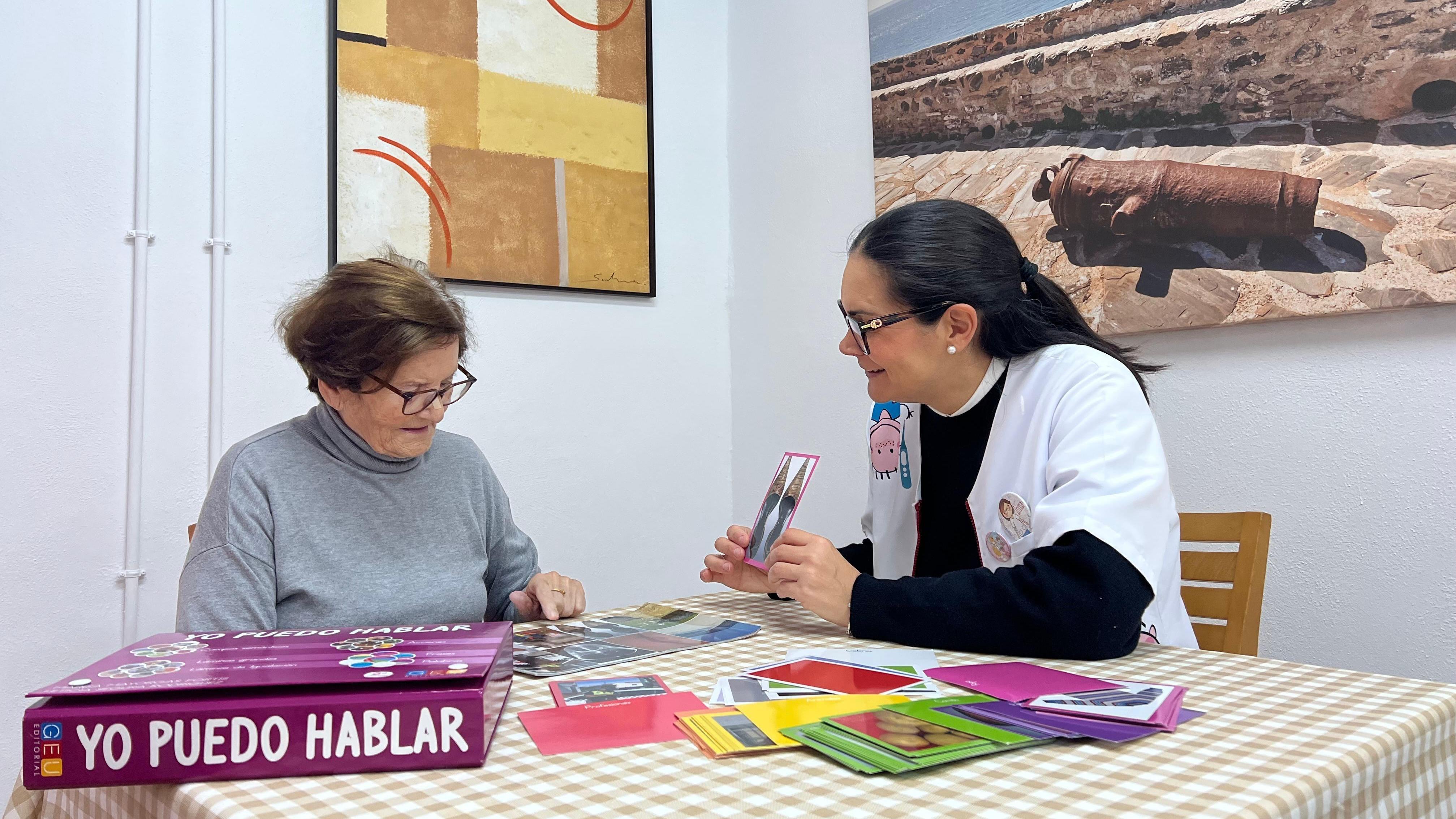 'Voces y recuerdos' - Estimulación del lenguaje en personas con alzhéimer y otras demencias