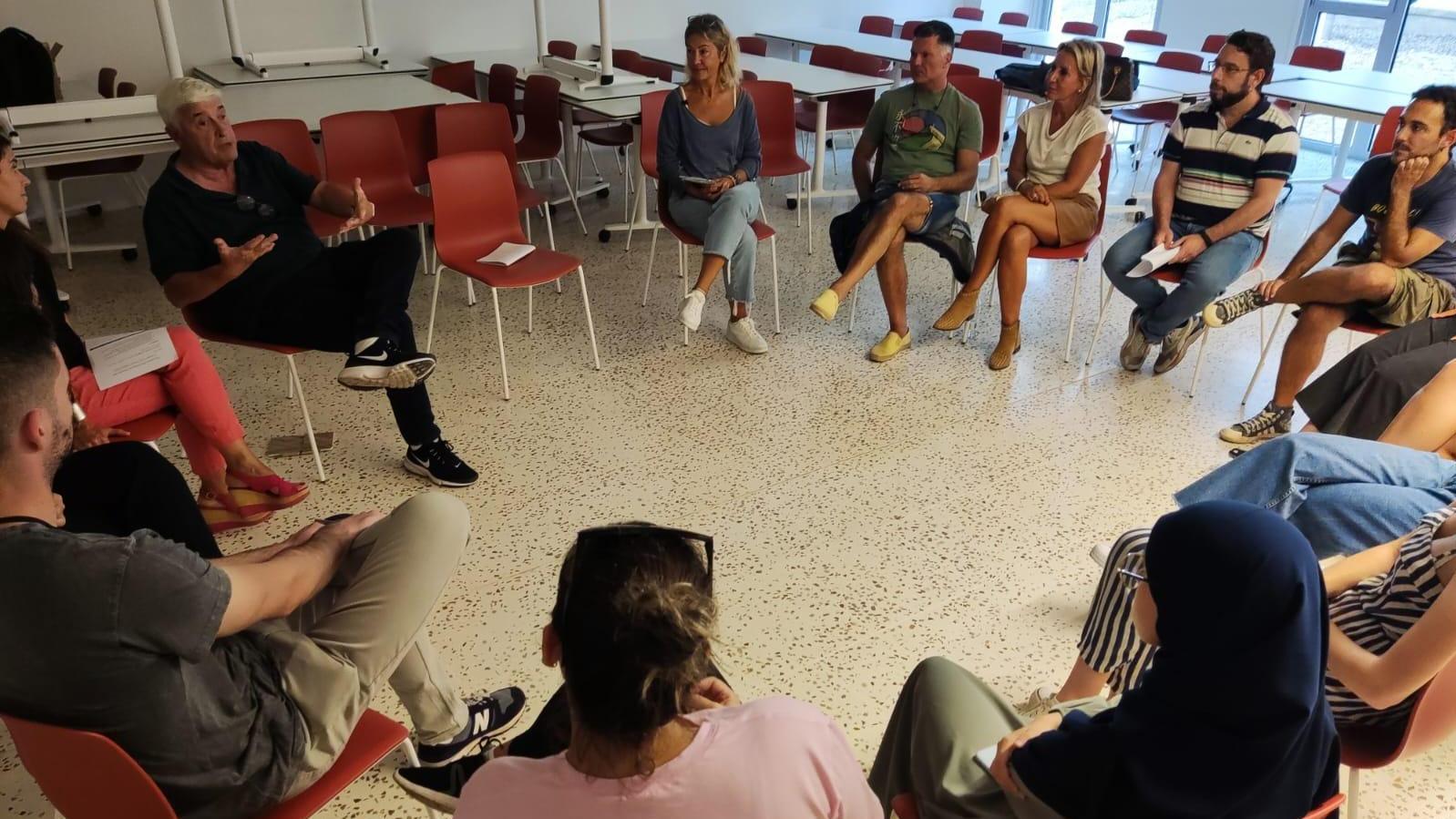 Proyecto de atención integral para personas con enfermedades crónicas invisibles