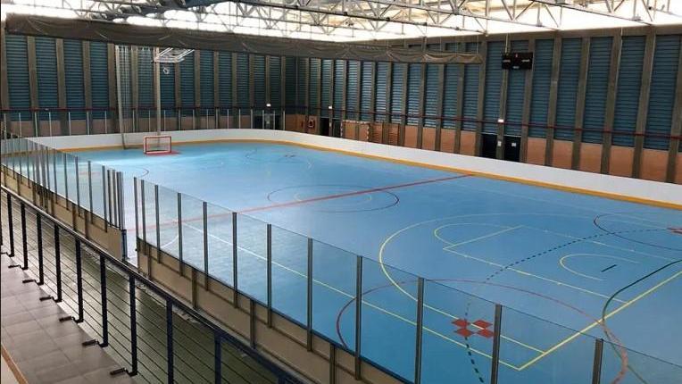 Acondicionar una instalación nueva o ya existente para la práctica del hockey línea.